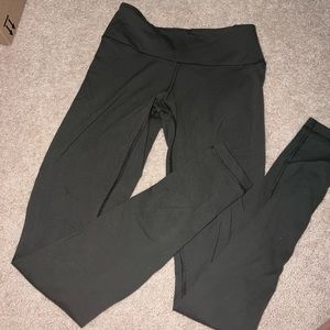 Wonder under leggings